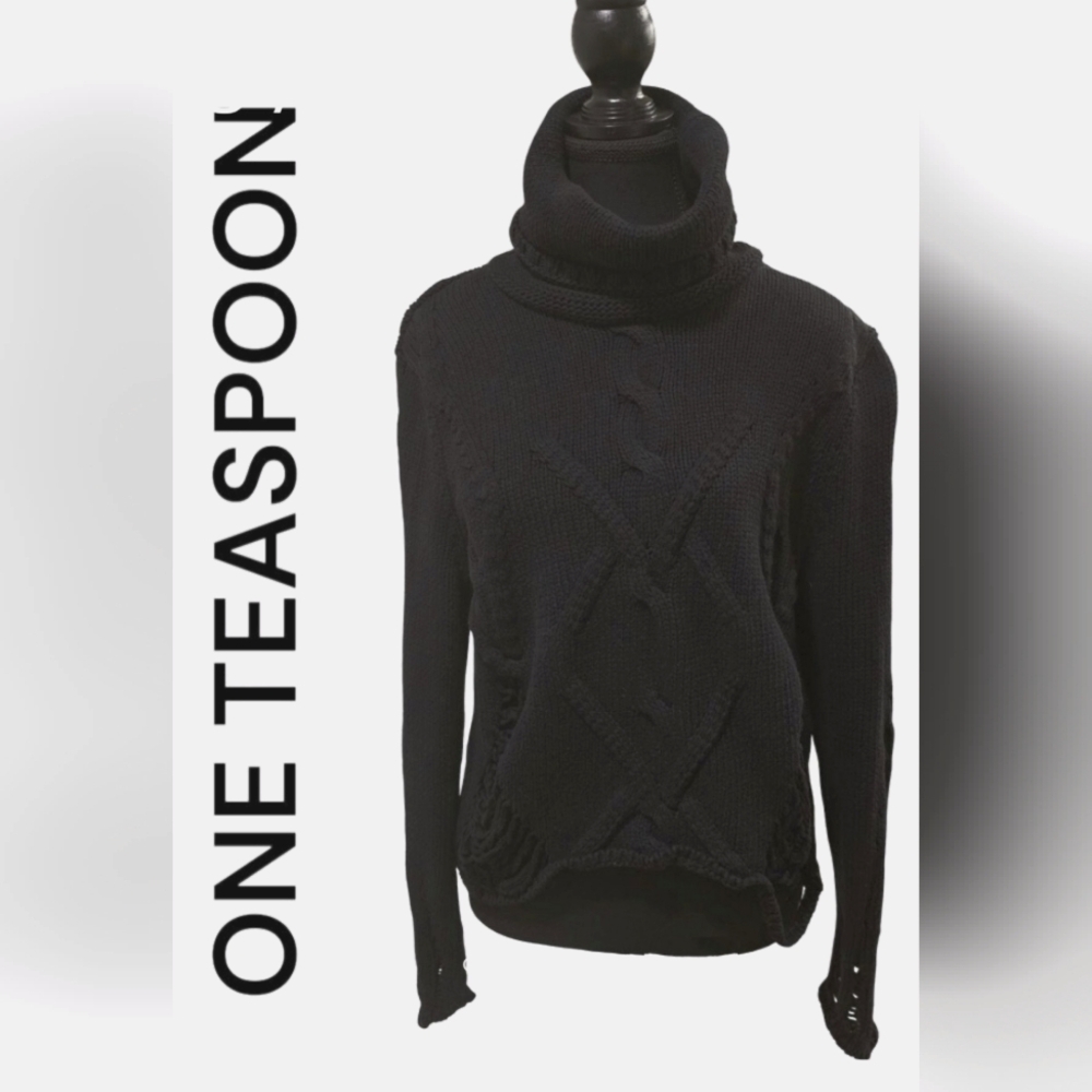 ONE TEASPOON LADDERED ROLL NECK SWEATER IN BLACK